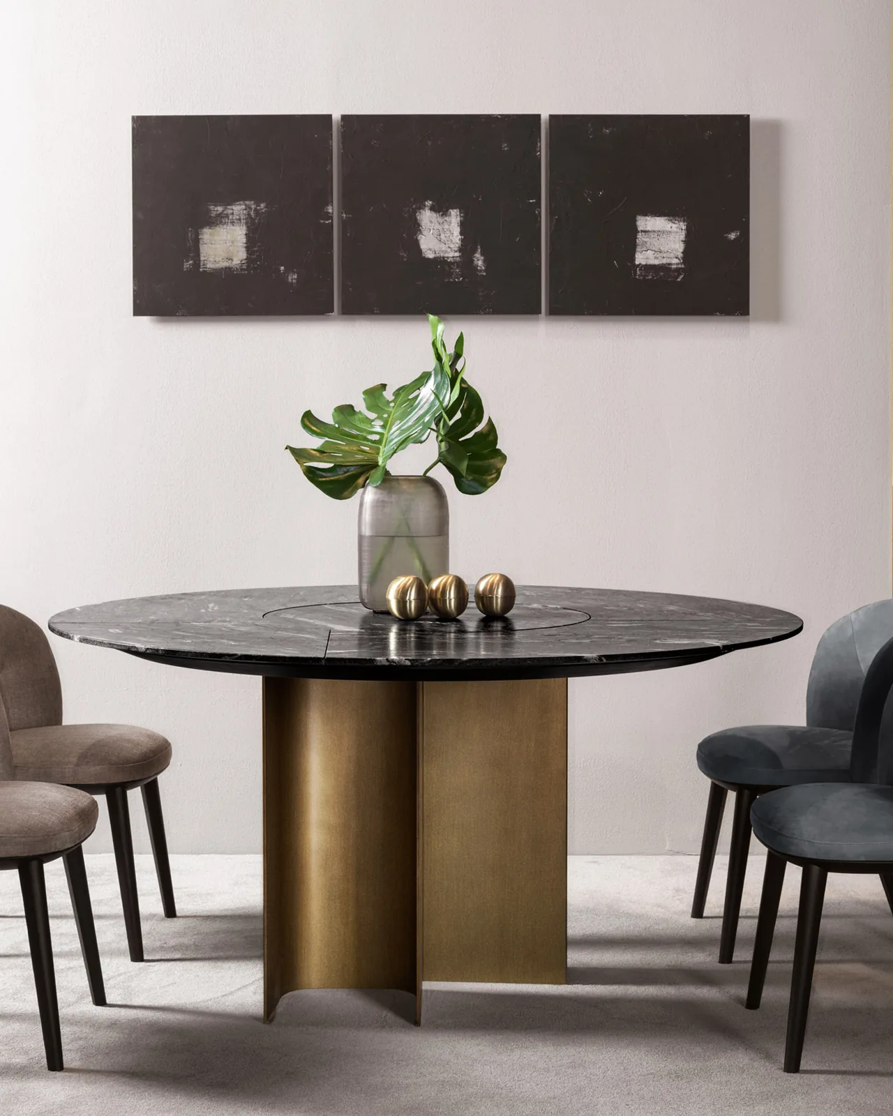Mirage Round Dining Table by Cantori, high-end dining table