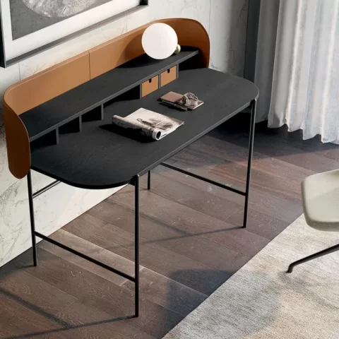 Supernova Desk