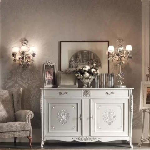Gran Guardia Sideboard, 2 Doors