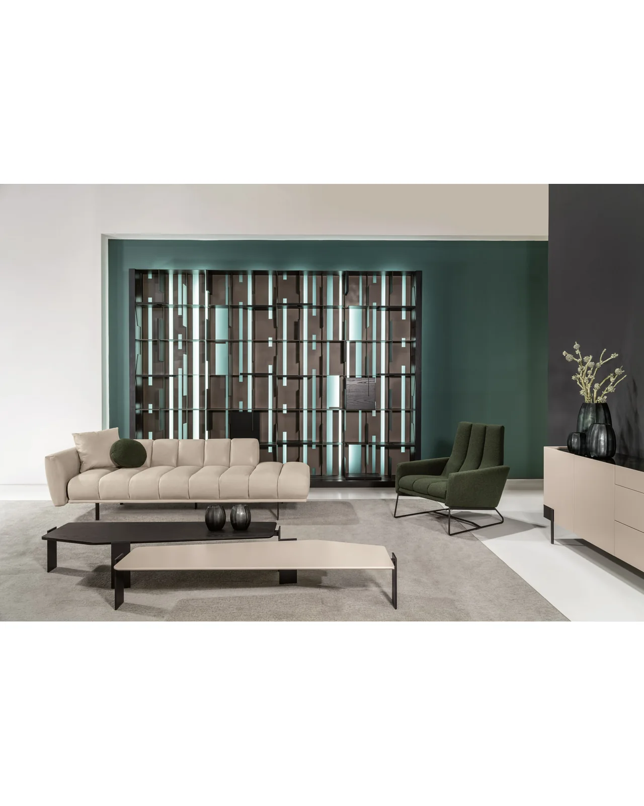 Hong Kong bookcase composition by Cantori, in an interior setting, photo 17 of 17