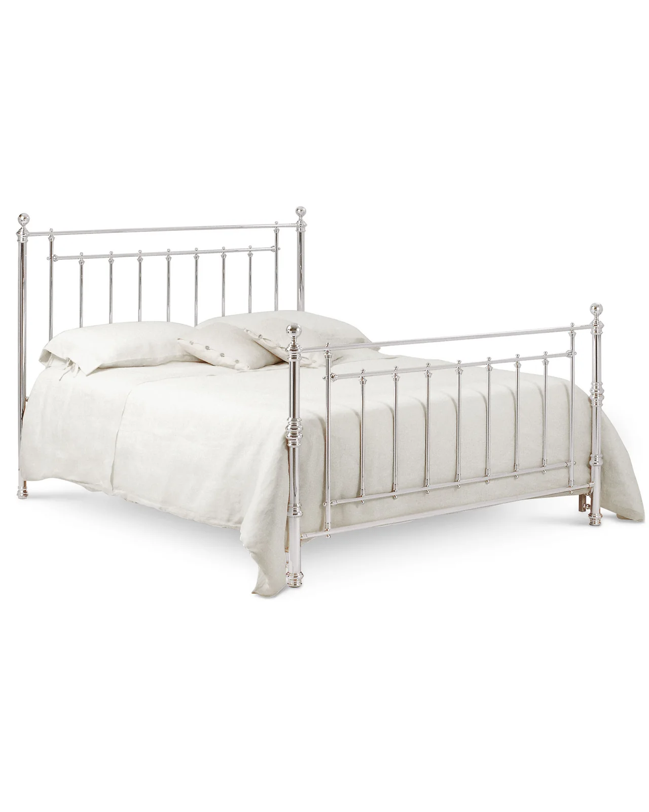Inglese bed by Cantori, studio view, photo 1 of 2, Nobili Design catalog