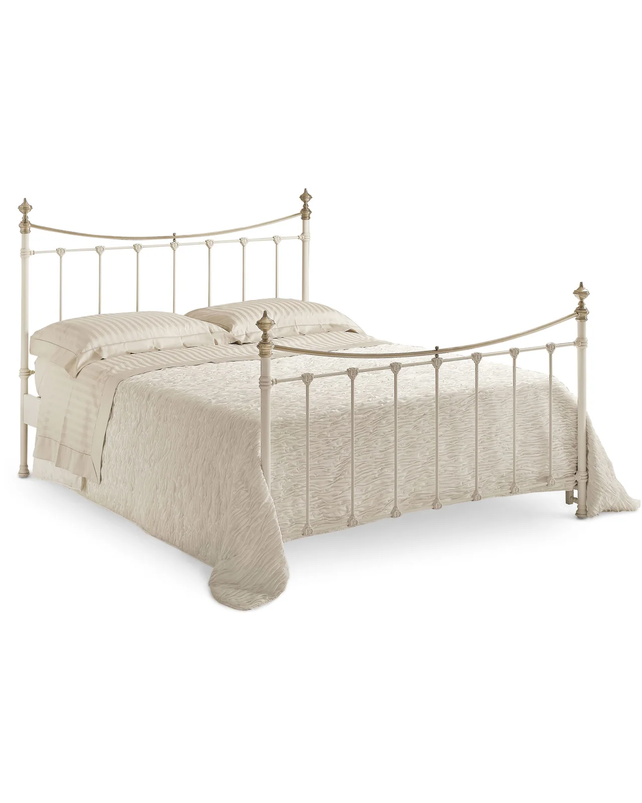 Oliver bed by Cantori, studio view, photo 1 of 4, Nobili Design catalog