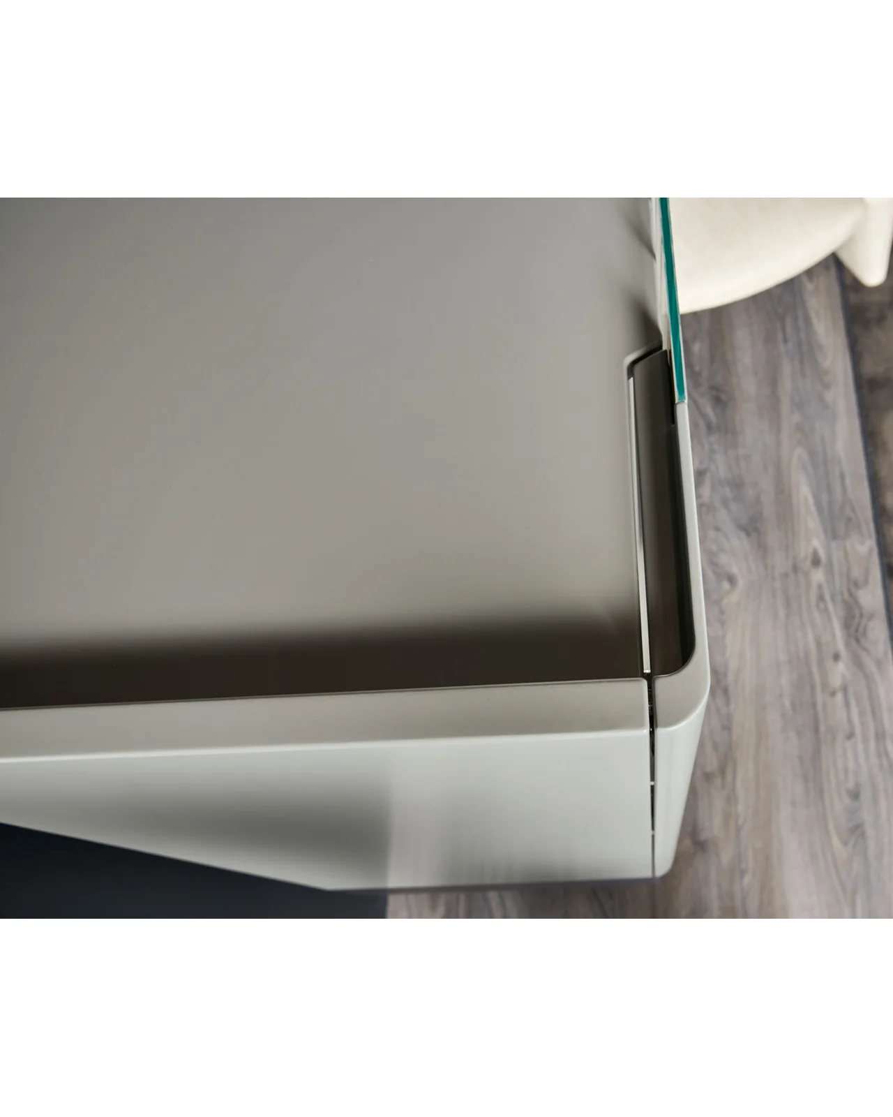 Valley cabinet bar by Cantori, in an interior setting, photo 3 of 5