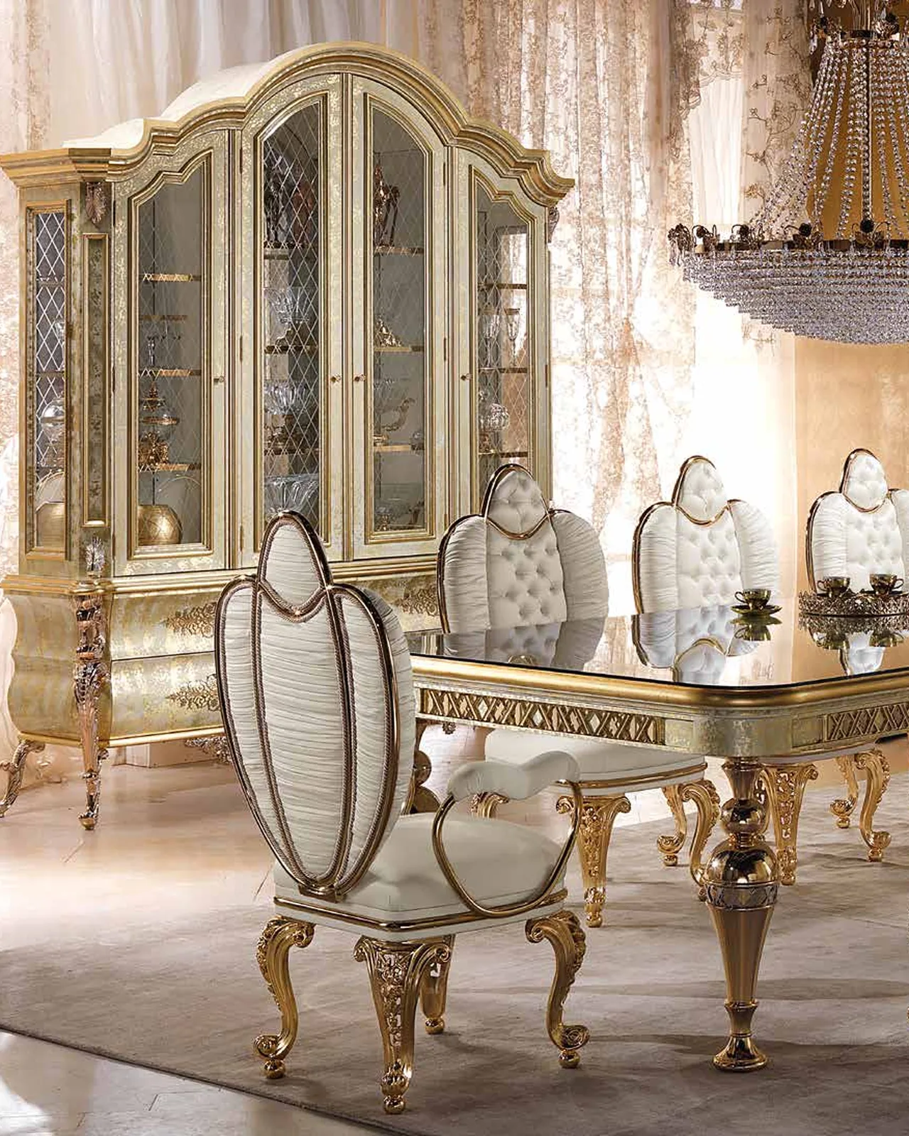 Credenza Aida AD038, collezione Aida di Cappelletti, credenza classica italiana in una sala da pranzo classica, foto 4 di 4