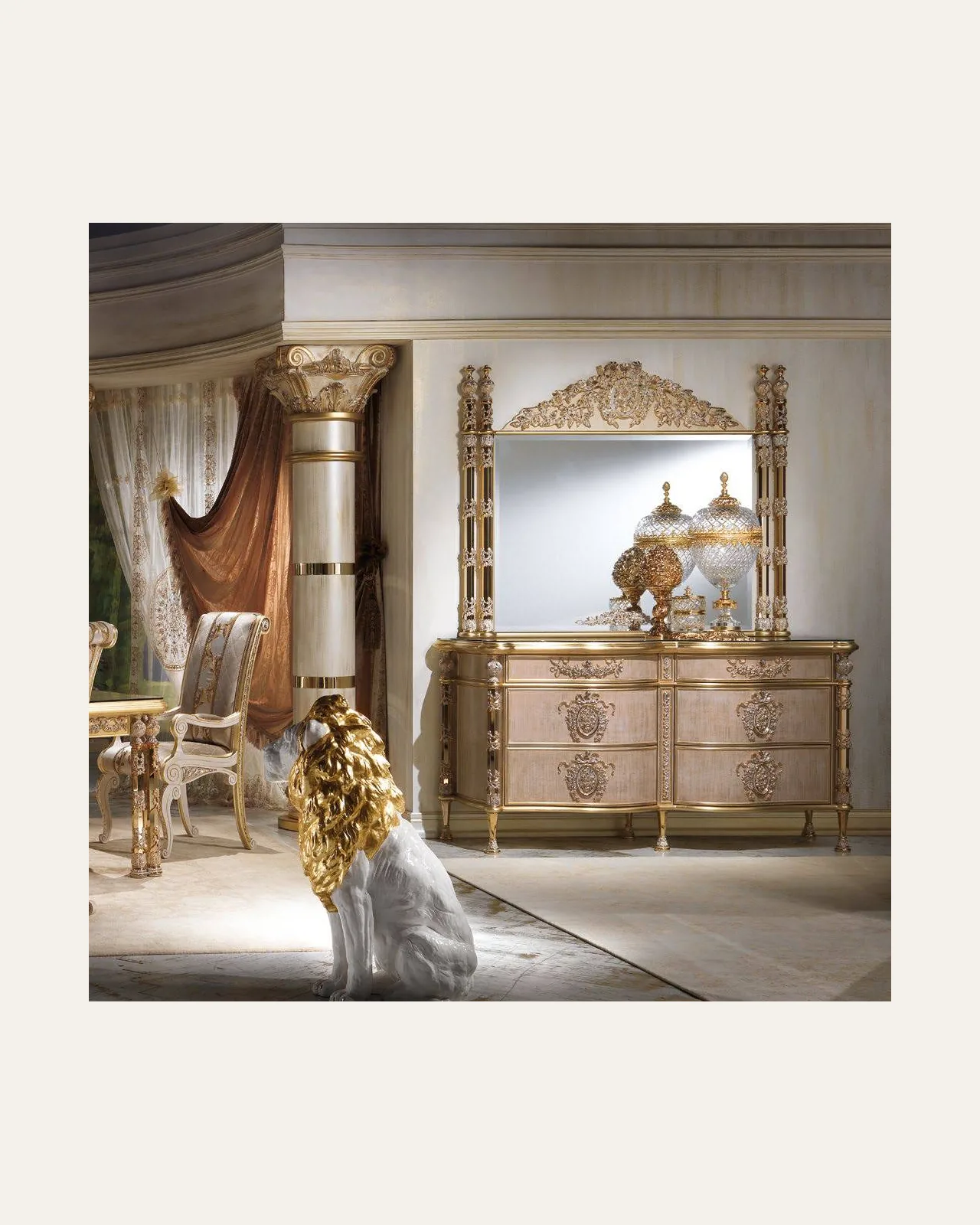 Royal Mirror RY050, Cappelletti Royal collection, classic Italian mirror in a classic dining room setting, photo 3 of 4