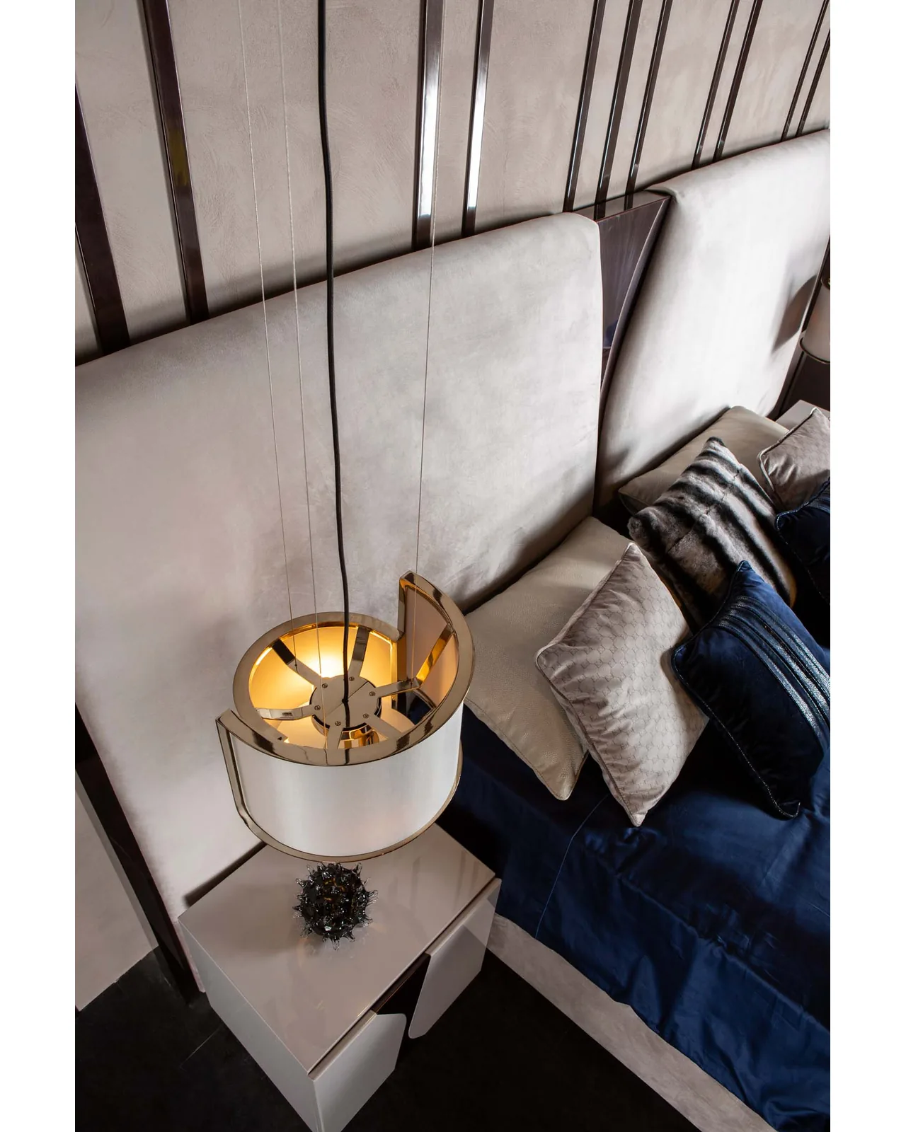 Krypton Bed by Epoque, in a bedroom setting, photo 2 of 5, Nobili Design catalog