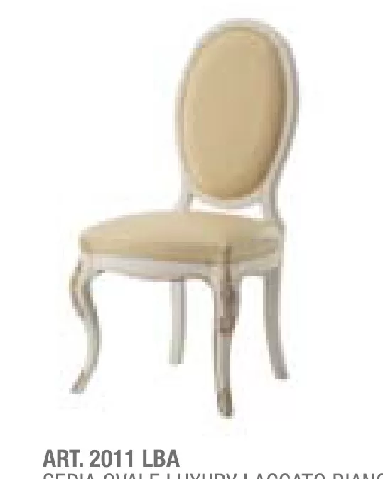 Sedia da pranzo ovale Gran Guardia in pelle di Francesco Pasi, mobili intagliati veneziani per la sala da pranzo