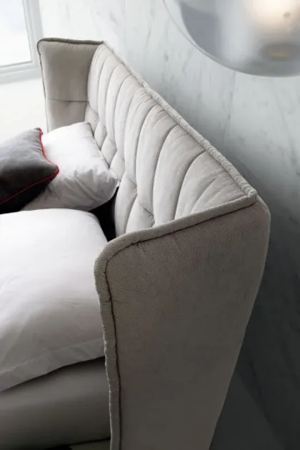 Letto imbottito moderno, collezione Aspen, arredamento italiano