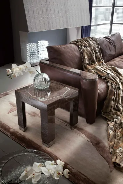 ABSOLUTE SQUARE END TABLE