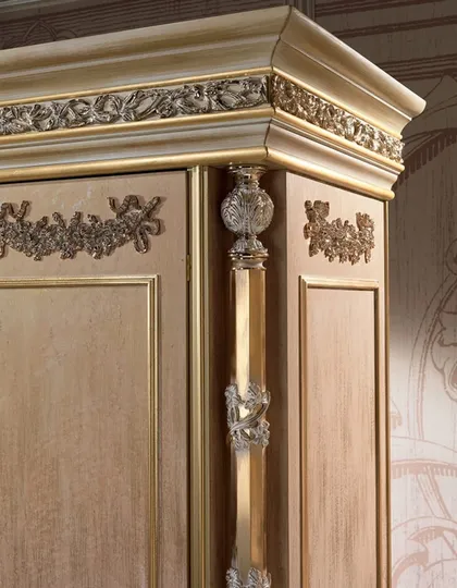 Bedroom Classic Collection Royal Furniture, luxury bedroom furniture