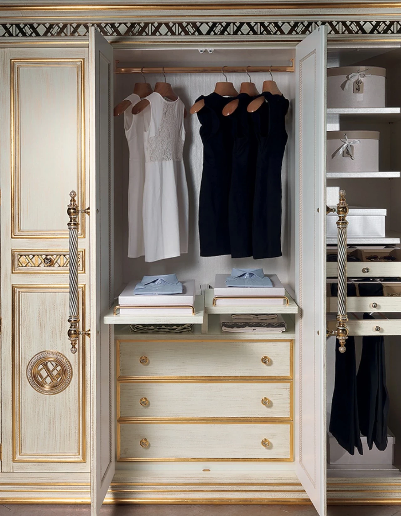 Aida bedroom, Cappelletti Furniture